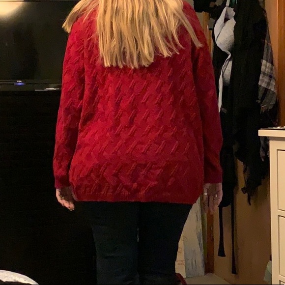 Cranberry red knit sweater - Picture 3 of 4